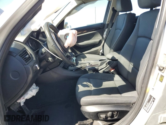 2014 BMW X1 sDrive28i with VIN WBAVM1C53EVW47331, listed as a Copart auction lot 47557195 with 127,494 mi miles and Salvage Title. Bid and sale history available at carsss.com. Image 7.
