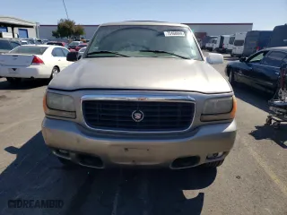 2000 Cadillac Escalade with VIN 1GYEK63R5YR187895, listed as a Copart auction lot 72468044 with 189,026 mi miles and Clean Title. Bid and sale history available at carsss.com. Image 5.