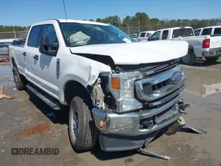 2022 Ford F-250 XL z VIN 1FT7W2B60NEG43131, wystawiony jako IAAI lot #41739634 z przebiegiem 55 984 mil mil oraz . Historia ofert i sprzedaży dostępna na DreamBid. Obrazek 1.