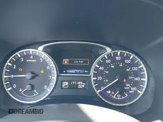 2014 Infiniti QX60 with VIN 5N1AL0MM6EC545596, listed as a IAAI auction lot 42453167 with 177,199 mi miles and . Bid and sale history available at DreamBid. Image 7.