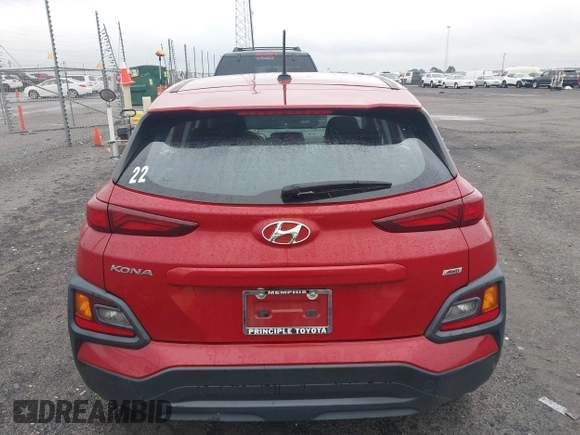 2021 Hyundai Kona SE z VIN KM8K1CAA4MU633934, wystawiony jako IAAI lot #42157313 z przebiegiem 87 714 mil mil oraz . Historia ofert i sprzedaży dostępna na DreamBid. Obrazek 18.