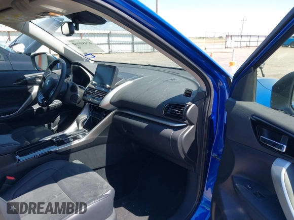2025 Mitsubishi Eclipse Cross SE with VIN JA4ATWAA3SZ012187, listed as a IAAI auction lot 42480994 with 4,731 mi miles and . Bid and sale history available at DreamBid. Image 5.