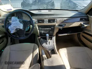 2007 BMW 3 Series 328i with VIN WBAVA37557NL12699, listed as a Copart auction lot 46258735 with 173,338 mi miles and Salvage title. Bid and sale history available at DreamBid. Image 8.