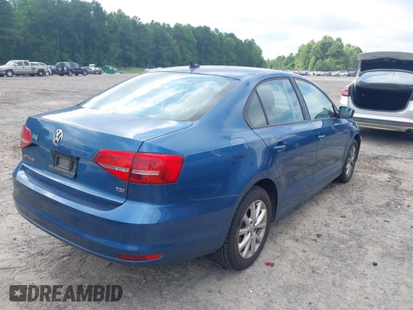 2015 Volkswagen Jetta SE z VIN 3VWD17AJ3FM343189, wystawiony jako IAAI lot #42637957 z przebiegiem 167 747 mil mil oraz . Historia ofert i sprzedaży dostępna na DreamBid. Obrazek 4.