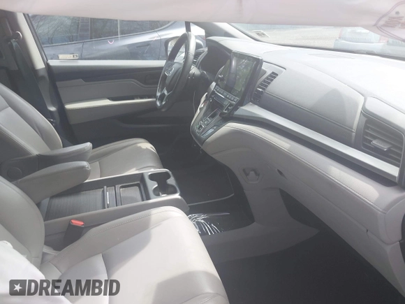 2020 Honda Odyssey EX-L with VIN 5FNRL6H76LB041936, listed as a IAAI auction lot 42096470 with 45,804 mi miles. Bid and sale history available at carsss.com. Image 5.