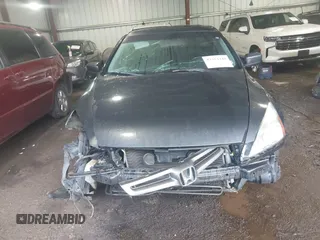 2004 Honda Accord EX z VIN 1HGCM66584A054087, wystawiony jako IAAI lot #42323440 z przebiegiem 221 213 mil mil oraz . Historia ofert i sprzedaży dostępna na DreamBid. Obrazek 13.