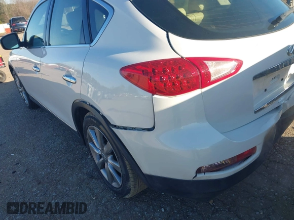 2015 Infiniti QX50 Journey with VIN JN1BJ0HP3FM730822, listed as a IAAI auction lot 41590976 with 70,941 mi miles. Bid and sale history available at carsss.com. Image 17.