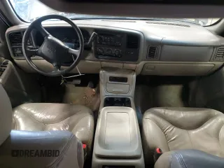 2000 GMC Yukon SLT with VIN 1GKEK13T9YJ130686, listed as a Copart auction lot 51177385 with 224,227 mi miles and Non Repairable. Bid and sale history available at carsss.com. Image 8.