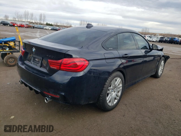 2019 BMW 4 Series 440i xDrive with VIN WBA4J7C51KBM76549, listed as a Copart auction lot 85949394 with 43,932 mi miles and Clean Title. Bid and sale history available at carsss.com. Image 3.