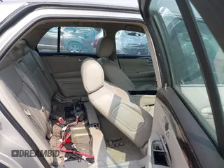 2008 Cadillac DTS 1SA z VIN 1G6KD57Y28U146610, wystawiony jako IAAI lot #42321563 z przebiegiem 76 837 mil mil oraz . Historia ofert i sprzedaży dostępna na DreamBid. Obrazek 8.