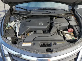 2015 Nissan Altima S with VIN 1N4AL3AP3FN374824, listed as a Copart auction lot 52120065 with 104,189 mi miles and Salvage Title. Bid and sale history available at DreamBid. Image 13.