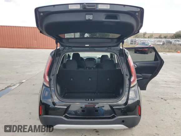 2023 Kia Soul LX with VIN KNDJ23AU8P7854446, listed as a Copart auction lot 45198135 with 42,413 mi miles and Non Repairable. Bid and sale history available at DreamBid. Image 6.