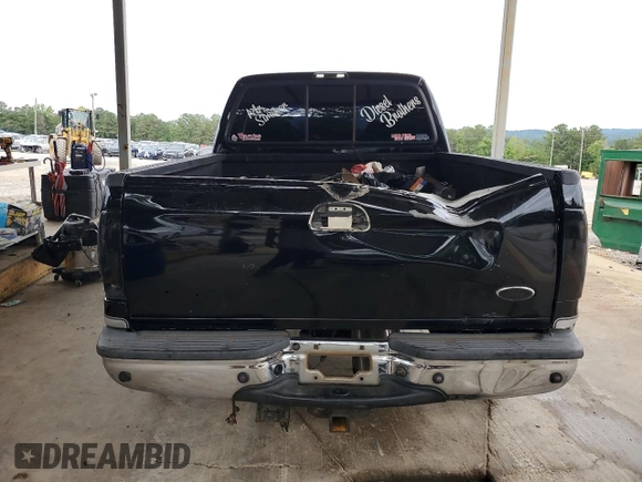 2004 Ford F-250 XL with VIN 1FTNW21P94EC60823, listed as a Copart auction lot 59985235 with 271,459 mi miles and Salvage title. Bid and sale history available at DreamBid. Image 6.