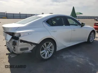 2021 Lexus IS 300 z VIN JTHCA1D20M5114499, wystawiony jako Copart lot #62119075 z przebiegiem 77 530 mil mil oraz Szkoda całkowita • Salvage title. Historia ofert i sprzedaży dostępna na DreamBid. Obrazek 3.