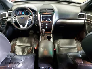 2015 Ford Explorer XLT z VIN 1FM5K8D82FGB54512, wystawiony jako Copart lot #57879705 z przebiegiem 110 184 mil mil oraz Tytuł czysty. Historia ofert i sprzedaży dostępna na DreamBid. Obrazek 8.