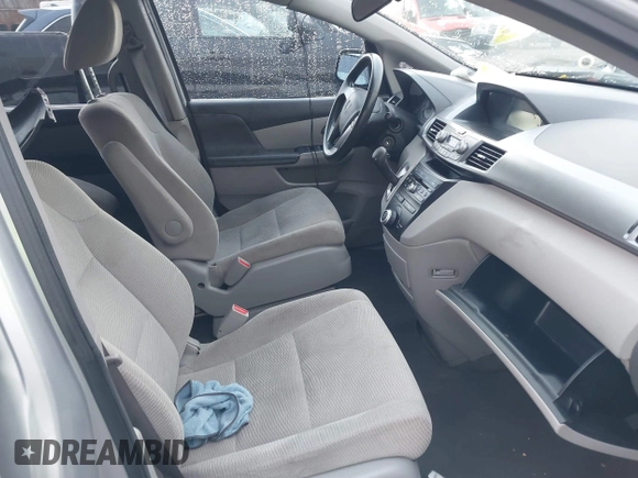 2011 Honda Odyssey LX with VIN 5FNRL5H29BB010256, listed as a IAAI auction lot 40931367 with Not provided miles and . Bid and sale history available at DreamBid. Image 5.