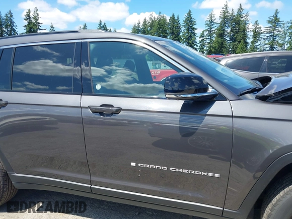 2024 Jeep Grand Cherokee Limited with VIN 1C4RJKBG4R8605017, listed as a IAAI auction lot 42660428 with 24,391 mi miles and . Bid and sale history available at DreamBid. Image 13.