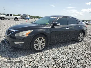 2015 Nissan Altima SL with VIN 1N4BL3AP1FC578747, listed as a Copart auction lot 62678375 with 158,097 mi miles and Salvage title. Bid and sale history available at DreamBid. Image 1.