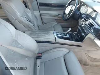 2009 BMW 7 Series 750i with VIN WBAKA83579CY33184, listed as a IAAI auction lot 40959686 with 169,251 mi miles and . Bid and sale history available at DreamBid. Image 5.