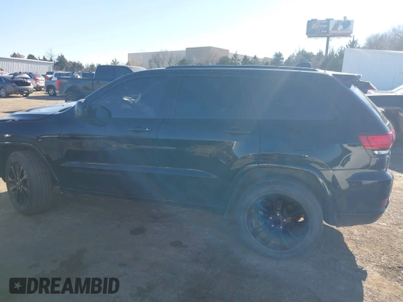 2019 Jeep Grand Cherokee Upland with VIN 1C4RJFAG6KC566619, listed as a IAAI auction lot 41356315 with 146,195 mi miles and . Bid and sale history available at DreamBid. Image 15.