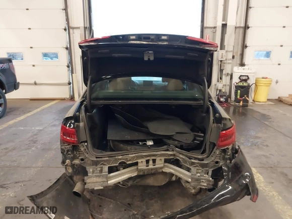 2017 Audi A4 Premium with VIN WAUANAF41HN039147, listed as a IAAI auction lot 40893349 with 71,375 mi miles. Bid and sale history available at carsss.com. Image 16.