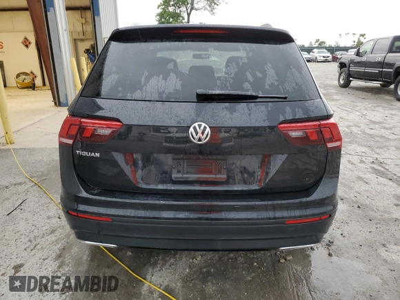 2019 Volkswagen Tiguan S z VIN 3VV0B7AX3KM046633, wystawiony jako Copart lot #57312875 z przebiegiem 134 207 mil mil oraz Szkoda całkowita • Salvage title. Historia ofert i sprzedaży dostępna na DreamBid. Obrazek 6.