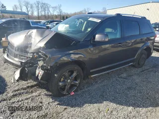 2016 Dodge Journey Crossroad z VIN 3C4PDCGG1GT111760, wystawiony jako Copart lot #49061295 z przebiegiem 136 906 mil mil oraz Szkoda całkowita • Salvage title. Historia ofert i sprzedaży dostępna na DreamBid. Obrazek 1.