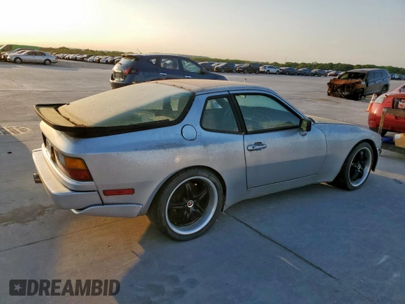 1986 Porsche 944 with VIN WP0AA0959GN151528, listed as a Copart auction lot 53332365 with 142,459 mi miles and Clean Title. Bid and sale history available at carsss.com. Image 3.