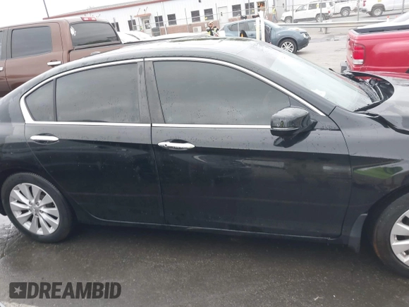 2013 Honda Accord EX-L with VIN 1HGCR2F82DA240843, listed as a IAAI auction lot 41932547 with 119,212 mi miles and . Bid and sale history available at DreamBid. Image 13.