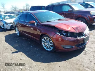 2016 Lincoln MKZ with VIN 3LN6L2G96GR617233, listed as a IAAI auction lot 41812108 with 133,234 mi miles. Bid and sale history available at carsss.com. Image 1.