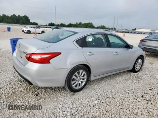 2017 Nissan Altima S z VIN 1N4AL3AP5HN318144, wystawiony jako Copart lot #60001145 z przebiegiem 67 999 mil mil oraz Czysty tytuł • Clean title. Historia ofert i sprzedaży dostępna na DreamBid. Obrazek 3.