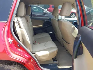 2012 Toyota RAV4 с VIN 2T3JF4DV5CW226812, выставлен на аукционе IAAI как лот 42460414 с пробегом 105 241 миль миль и . История ставок и продаж доступна на DreamBid. Изображение 8.