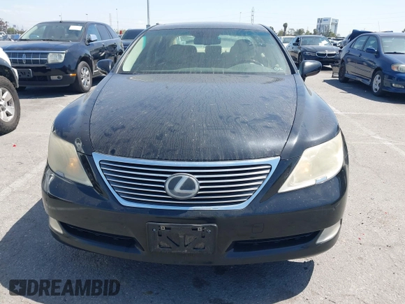 2007 Lexus LS 460 L z VIN JTHGL46F375001759, wystawiony jako IAAI lot #41959744 z przebiegiem 144 668 mil mil oraz . Historia ofert i sprzedaży dostępna na DreamBid. Obrazek 12.