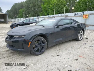 2021 Chevrolet Camaro LT1 с VIN 1G1FE1R70M0117447, выставлен на аукционе Copart как лот 57778115 с пробегом Не указан миль и Списание • Salvage title. История ставок и продаж доступна на DreamBid. Изображение 1.