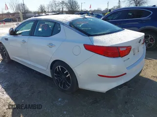 2015 Kia Optima LX with VIN KNAGM4A73F5600350, listed as a IAAI auction lot 41811976 with 154,924 mi miles. Bid and sale history available at carsss.com. Image 3.