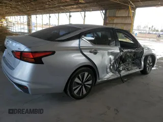 2019 Nissan Altima 2.5 SL with VIN 1N4BL4EV2KC234840, listed as a Copart auction lot 44739845 with 111,237 mi miles and Salvage Title. Bid and sale history available at carsss.com. Image 3.