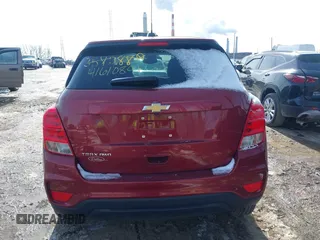 2021 Chevrolet Trax LS with VIN KL7CJNSB9MB358288, listed as a IAAI auction lot 41610891 with 33,390 mi miles. Bid and sale history available at carsss.com. Image 16.