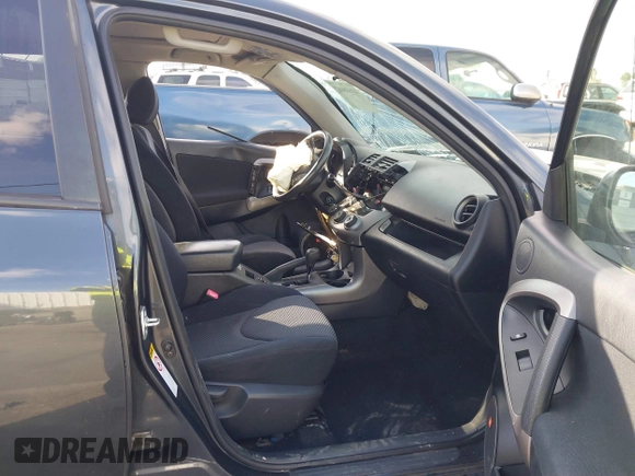 2007 Toyota RAV4 Sport with VIN JTMBK32V776021495, listed as a IAAI auction lot 41608067 with 1 mi miles. Bid and sale history available at carsss.com. Image 5.