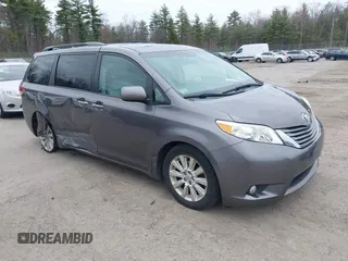 2011 Toyota Sienna XLE with VIN 5TDDK3DC8BS009918, listed as a IAAI auction lot 41937680 with 169,032 mi miles. Bid and sale history available at carsss.com. Image 1.