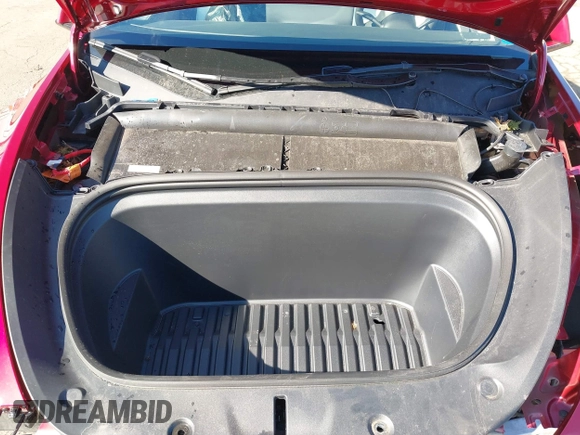 2024 Tesla Model Y z VIN 7SAYGDED4RF161518, wystawiony jako IAAI lot #41682252 z przebiegiem 6 844 mil mil oraz . Historia ofert i sprzedaży dostępna na DreamBid. Obrazek 10.
