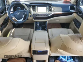 2016 Toyota Highlander Hybrid Limited with VIN 5TDDCRFH2GS017092, listed as a Copart auction lot 66069124 with 93,378 mi miles and Salvage Title. Bid and sale history available at carsss.com. Image 8.