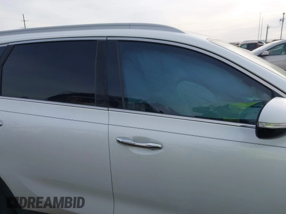 2016 Kia Sorento EX with VIN 5XYPHDA5XGG158150, listed as a IAAI auction lot 41416901 with 111,954 mi miles. Bid and sale history available at carsss.com. Image 13.