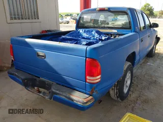 2001 Dodge Dakota Sport с VIN 1B7GL2AX21S113967, выставлен на аукционе IAAI как лот 42446937 с пробегом 235 698 миль миль и . История ставок и продаж доступна на DreamBid. Изображение 4.