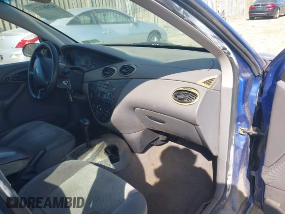 2002 Ford Focus SE with VIN 1FAFP34302W129809, listed as a IAAI auction lot 42083220 with 217,739 mi miles and . Bid and sale history available at carsss.com. Image 5.