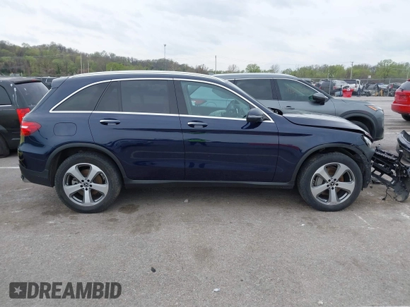 2019 Mercedes-Benz GLC 300 z VIN WDC0G4KB6KV169649, wystawiony jako IAAI lot #41930356 z przebiegiem 68 376 mil mil oraz . Historia ofert i sprzedaży dostępna na DreamBid. Obrazek 13.