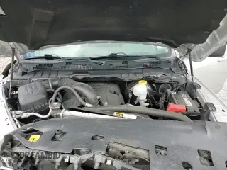 2019 Ram 1500 SLT z VIN 1C6RR6TT2KS571834, wystawiony jako Copart lot #81595845 z przebiegiem 68 143 mil mil oraz Szkoda całkowita • Salvage title. Historia ofert i sprzedaży dostępna na DreamBid. Obrazek 16.