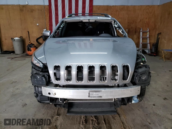 2016 Jeep Cherokee Altitude с VIN 1C4PJMCS7GW360289, выставлен на аукционе Copart как лот 87442484 с пробегом 132 562 миль миль и Чистый • Clean title. История ставок и продаж доступна на DreamBid. Изображение 5.