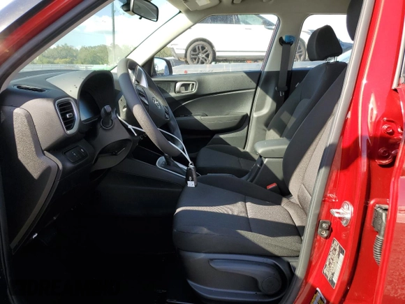 2024 Hyundai Venue SE with VIN KMHRB8A36RU324810, listed as a Copart auction lot 77792574 with 312 mi miles and Salvage Title. Bid and sale history available at DreamBid. Image 7.