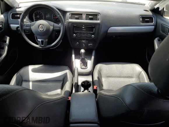 2014 Volkswagen Jetta SE with VIN 3VWD17AJ0EM268515, listed as a Copart auction lot 59977225 with 163,365 mi miles and Salvage title. Bid and sale history available at DreamBid. Image 8.