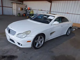 2008 Mercedes-Benz CLS-Class 5.5L with VIN WDDDJ72X18A128695, listed as a IAAI auction lot 41361533 with 108,759 mi miles. Bid and sale history available at carsss.com. Image 17.
